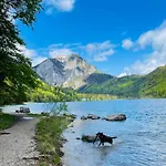 Kainzleitenhof Am Traunsee Апартаменты *